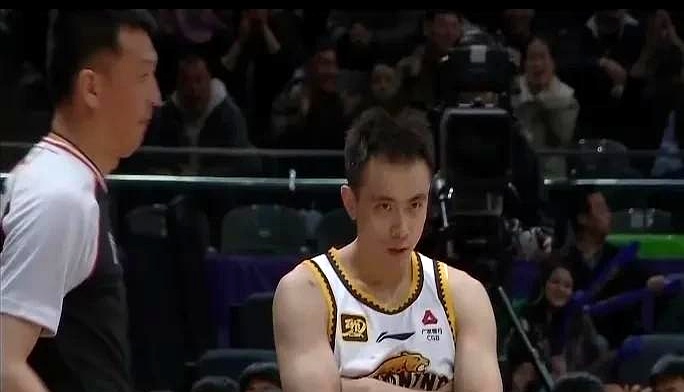 开云网页版 -皇马传奇队vs波尔图传奇队全场回放