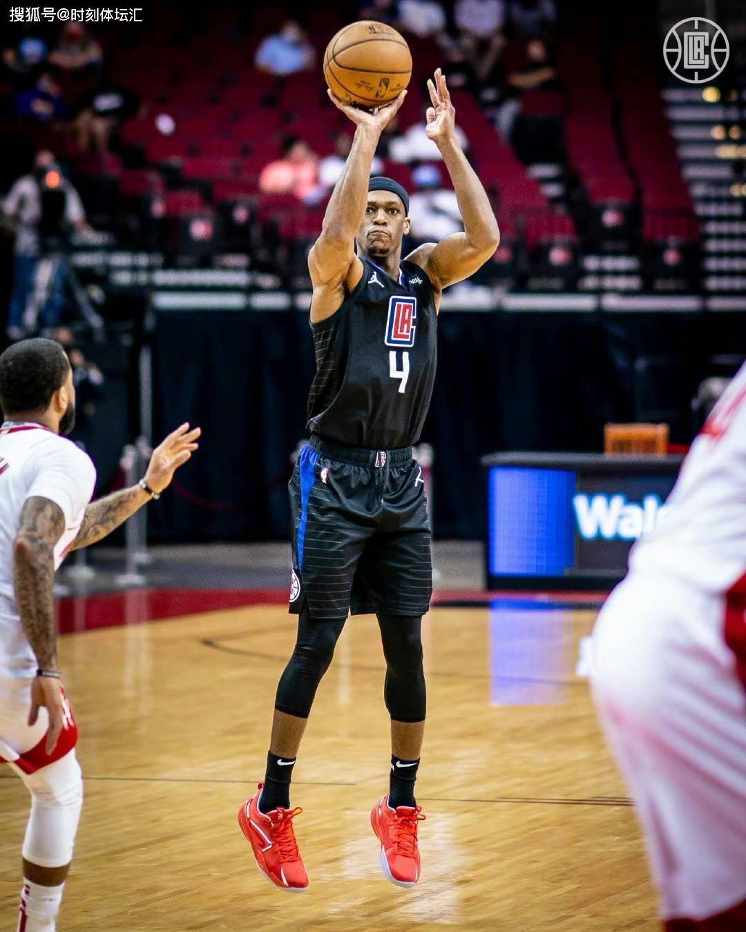 开云网页版 -NBA季后赛冲刺阶段走向成谜，皇家马德里外线爆发，引发热议，临场指挥获称赞的简单介绍