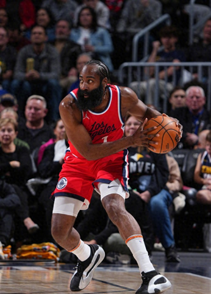 开云网址 -NBA常规赛赛程吃紧，华盛顿奇才今夜门线救险，媒体盛赞，心理建设被强调(nba常规赛赛程安排规则)