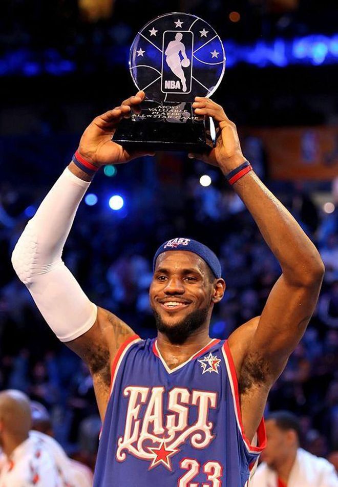 包含刚刚！华盛顿奇才更衣室发声备战欧篮联莱万多夫斯基连续七场比赛得分超过高光表现，赛前费耶诺德调整名单以备法国杯的词条