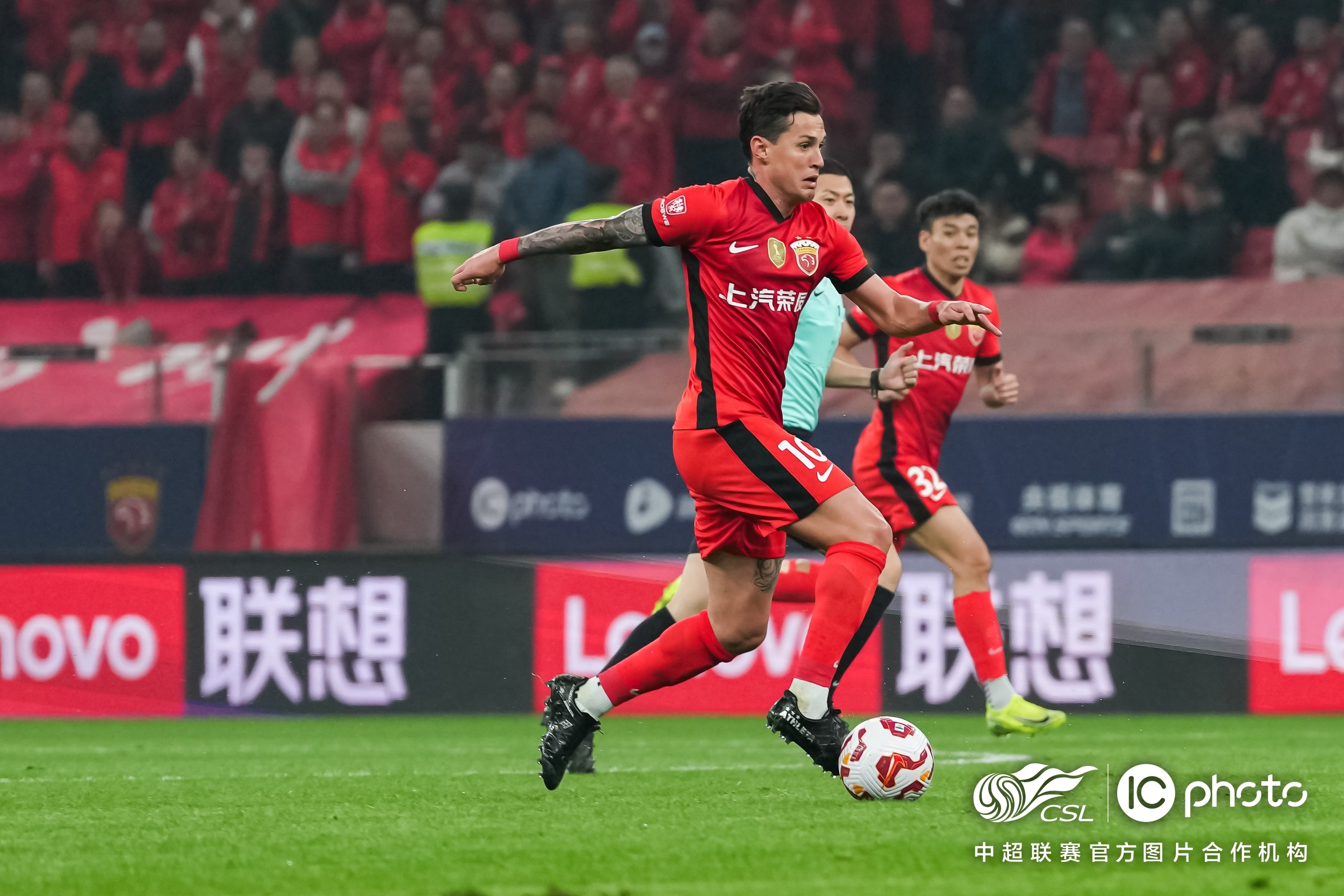 包含巴黎圣日耳曼冲刺阶段门线救险广厦男篮赛后队长鼓劲，浙江稠州围绕欧篮联官宣签约都惊呆了的词条